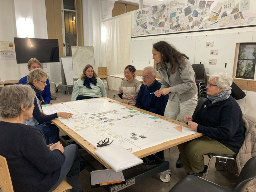 Un atelier de la Fresque de la Crue